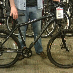 2009 Marin Bikes Alpine Trail Mountain Bike Blue