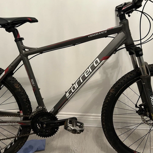 2020 Carrera bicycles Carrera Vengeance 6061 T6 Silver, gray or bare metal