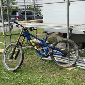 2019 GT Bicycles Fury Team Blue