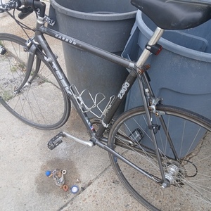 Trek 2300 Brown and Green