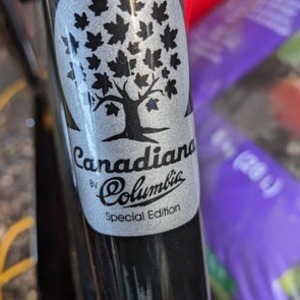 Columbia Canadiana Sixty Seven Black