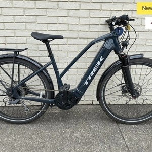 Trek Allant 7 Silver, gray or bare metal