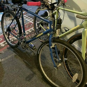 1988 Trek 900 Blue, Yellow or Gold, and Pink