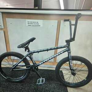 2019 WeThePeople Blue & black stripe Black