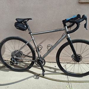 2025 Lynskey Elysium Silver, gray or bare metal