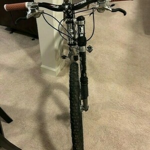 2002 Cannondale Jekyll 3000 Good Boy Silver, gray or bare metal