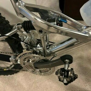 2002 Cannondale Jekyll 3000 Good Boy Silver, gray or bare metal