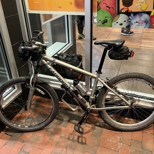 2008 Cannondale F7 Silver, gray or bare metal