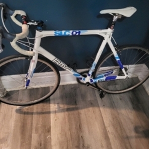 2011 BMC Pro machine slc01 White and Blue