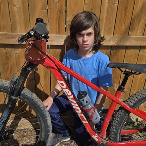 Devinci Kobain Deore 11S Small Red