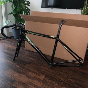 2020 Evo Vantage 5.0 Black
