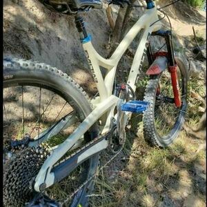 2019 Evil Insurgent White