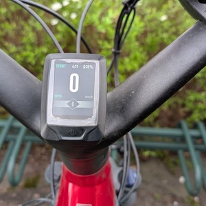 2023 Specialized COMO 3.0 IGH Red