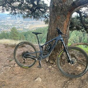 2024 Santa Cruz Hightower 3 C Blue