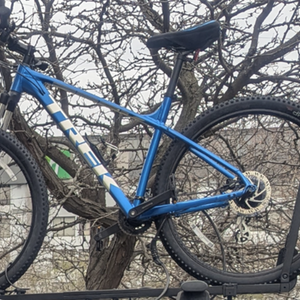 2021 Trek Marlin 6 Blue