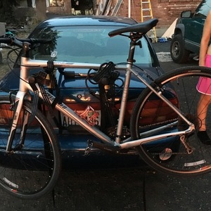 2015 Specialized Sirrus Silver or Gray