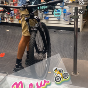 2022 Trek Marlin 6 Black and Blue