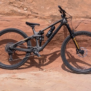 2023 Transition Bikes Sentinel Black