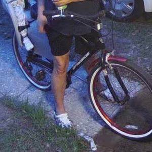 Kent Bayside 2600 comfort series Black, Red, and White