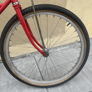 1993 Schwinn Men’s cryiser Silver, gray or bare metal