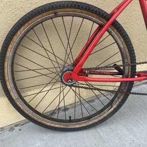 1993 Schwinn Men’s cryiser Silver, gray or bare metal