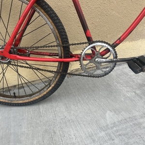 1993 Schwinn Men’s cryiser Silver, gray or bare metal