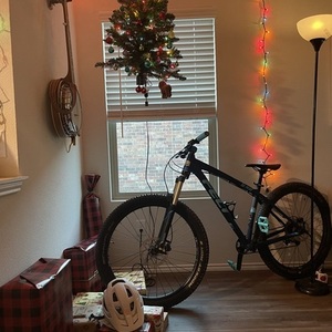 2017 Felt Surplus Blue