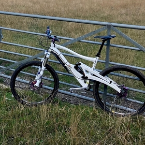 2008 Marin Bikes Mount Vision White