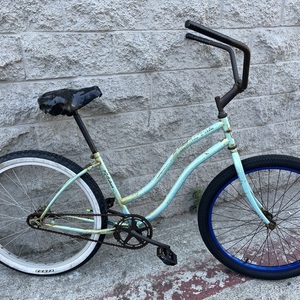 2011 3G Woman’s cruiser Green