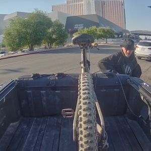 2025 Aventón Ramblas Green