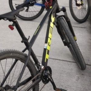2018 Trek Marlin 6 Black and Green