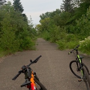 2021 Trek Marlin 7 gen 3 Red