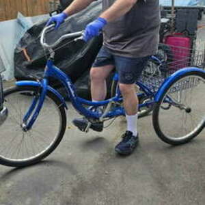 2015 Schwinn meridian tricycle Black
