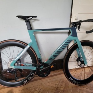 2023 Canyon bicycles Aeroad cfr