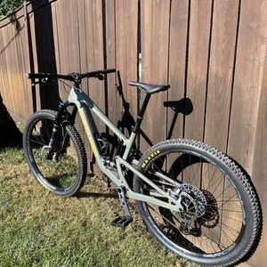 2025 Santa Cruz Tallboy 5 C 29 25 Green and Yellow or Gold