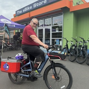 2025 Benno 46er Blue, Red, and Black