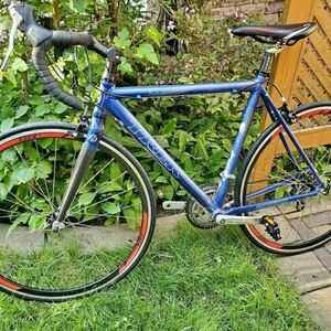 2004 Trek 1000 Blue