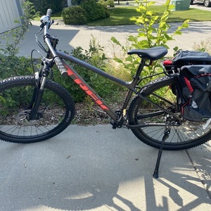 2024 Trek TREK MARLIN (GEN 3) Black