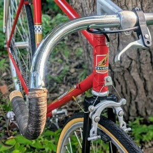 1972 Peugeot U08 Red and Black