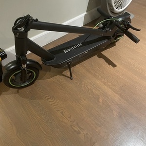2024 Roinside UP12 Plus e-scooter Black and Green