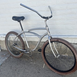 2018 Phat Cycles Men’s cruiser Silver, gray or bare metal