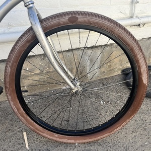 2018 Phat Cycles Men’s cruiser Silver, gray or bare metal