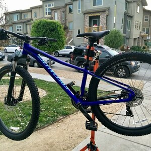 2017 Specialized Women's Pitch 27.5 Mountain Bike Blue