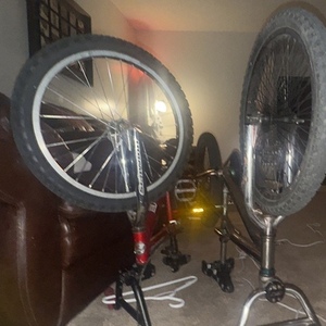 1999 GT Bicycles GT dyno frame Silver, gray or bare metal