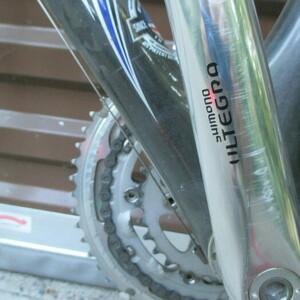2006 Trek 5200 Black and Silver, gray or bare metal