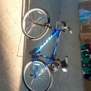 2025 Huffy 26 M Rock Creek Blue