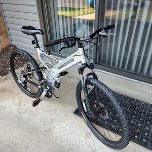 2010 Mongoose Blackcomb Silver, gray or bare metal