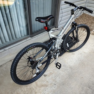 2010 Mongoose Blackcomb Silver, gray or bare metal