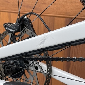 2023 Commencal Bikes Commencal Supreme DH V5 – Signature Air White