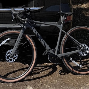 2024 Canyon bicycles Grizl 6 RAW Silver, gray or bare metal